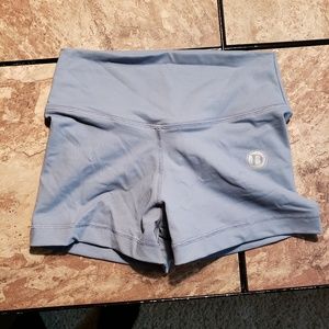 Dtinas scrunch butt shorts